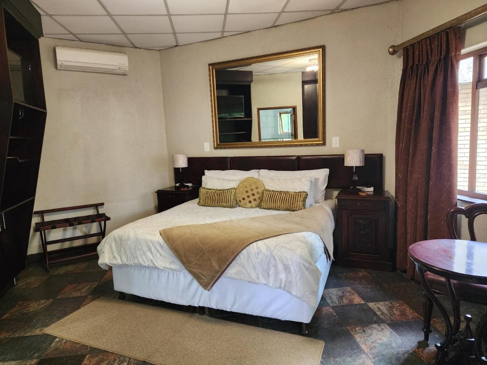 Goodnight Guest Lodge โจฮันเนสเบิร์ก ภายนอก รูปภาพ
